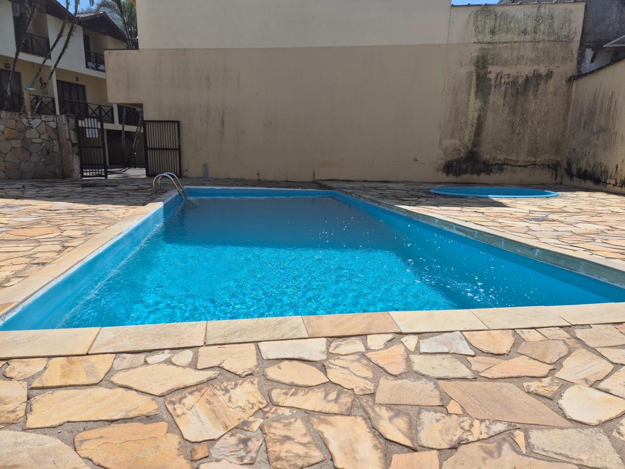 Casa 7 Em Ubatuba No Centro Condominio Com Piscina E Churrasqueira Exterior foto